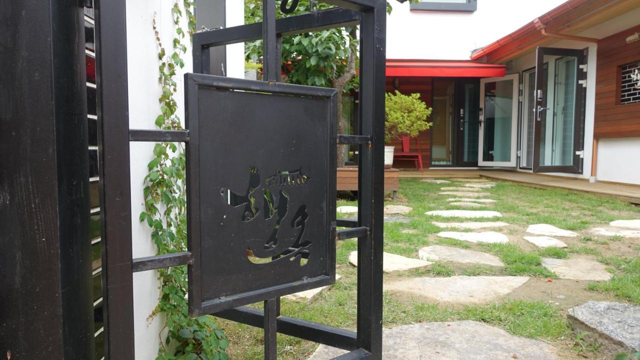 Haengok Guesthouse Jeonju Bagian luar foto