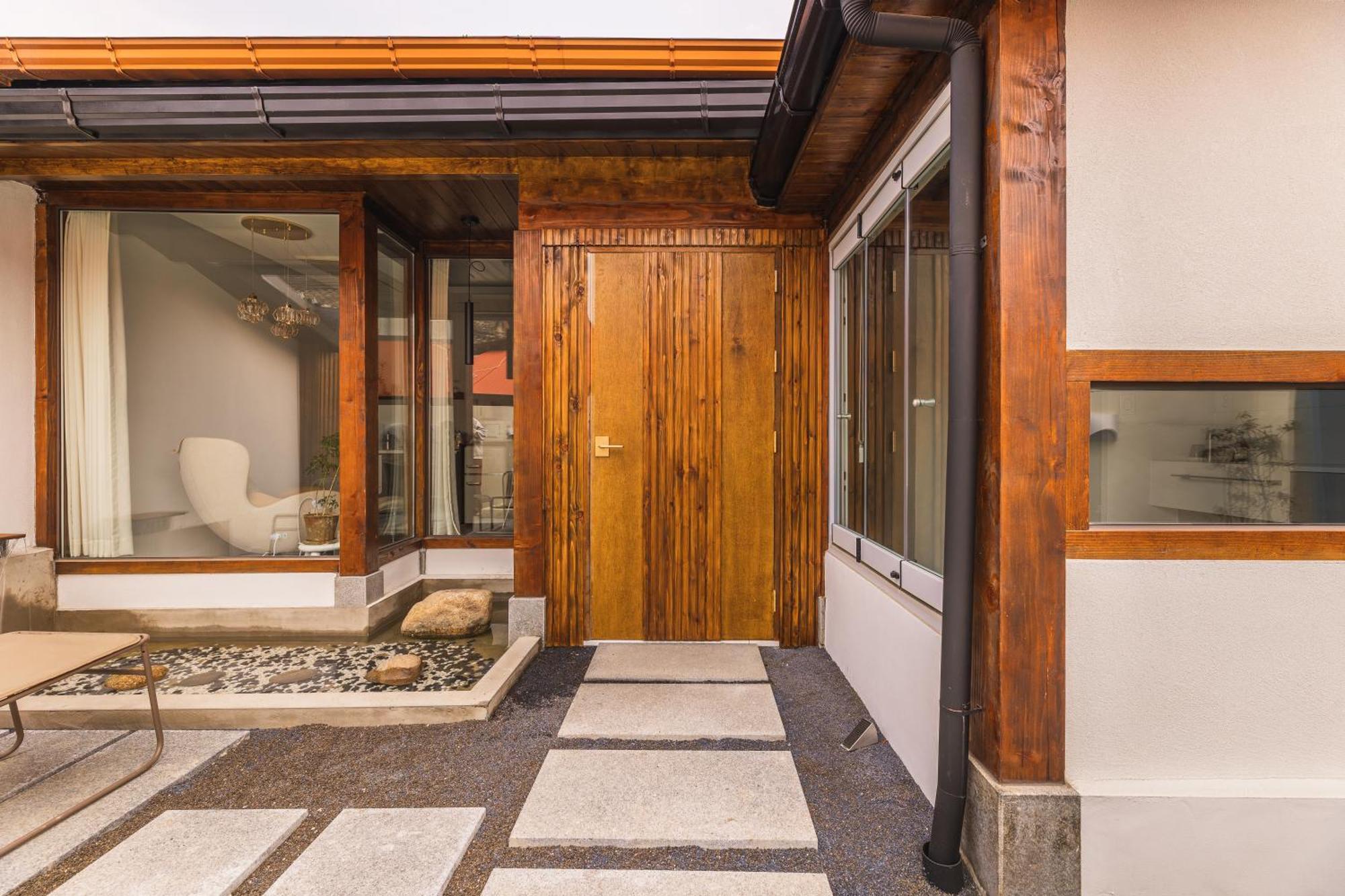 Haengok Guesthouse Jeonju Bagian luar foto