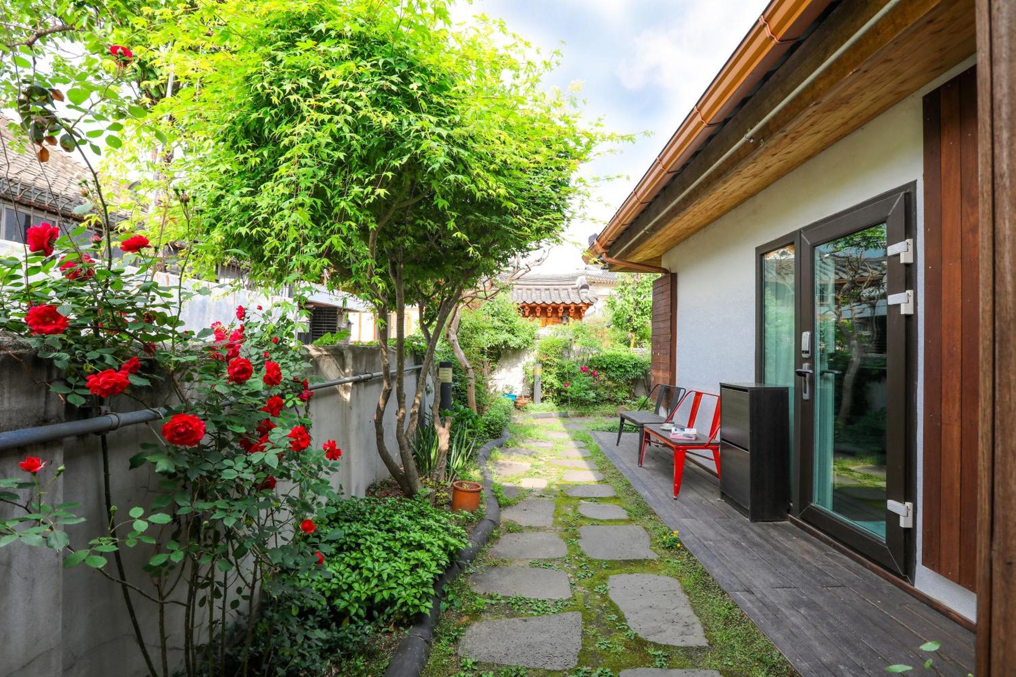 Haengok Guesthouse Jeonju Bagian luar foto